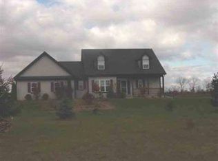 10436 Wake Robin Dr, Grand Blanc, MI 48439