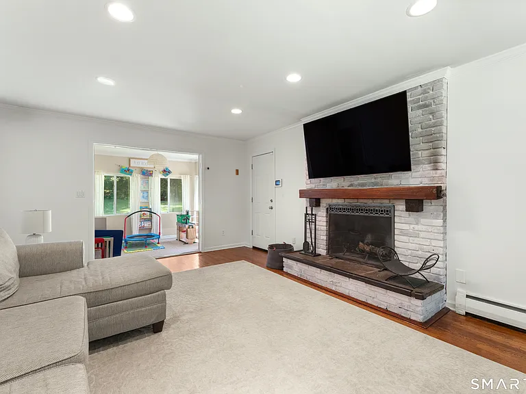 117 Mill Rd — Photo 8