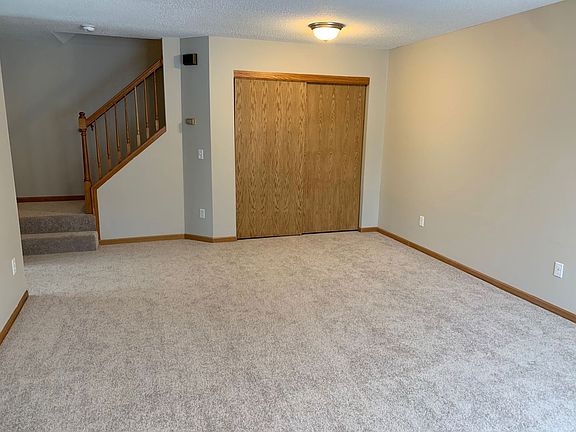 3rd image of 495 Leeward Trl