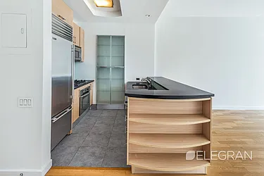 Rented by (Legacy) Elegran