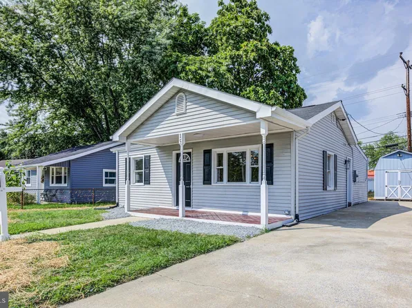 15 Longeron Dr, Middle River, MD 21220