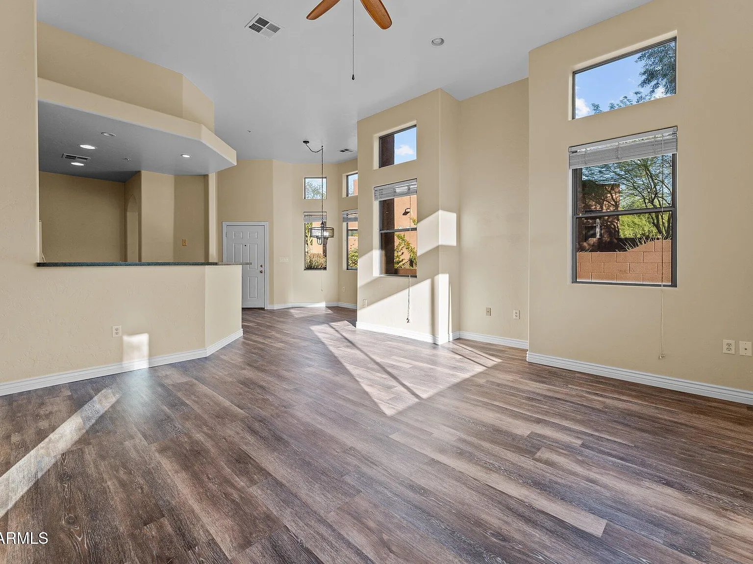 2 bed, 2.0 bath, 1224 sqft, $1,800 — Photo 3