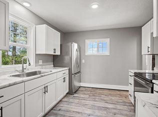 8350 Saint Croix Trl, North Branch, MN 55056