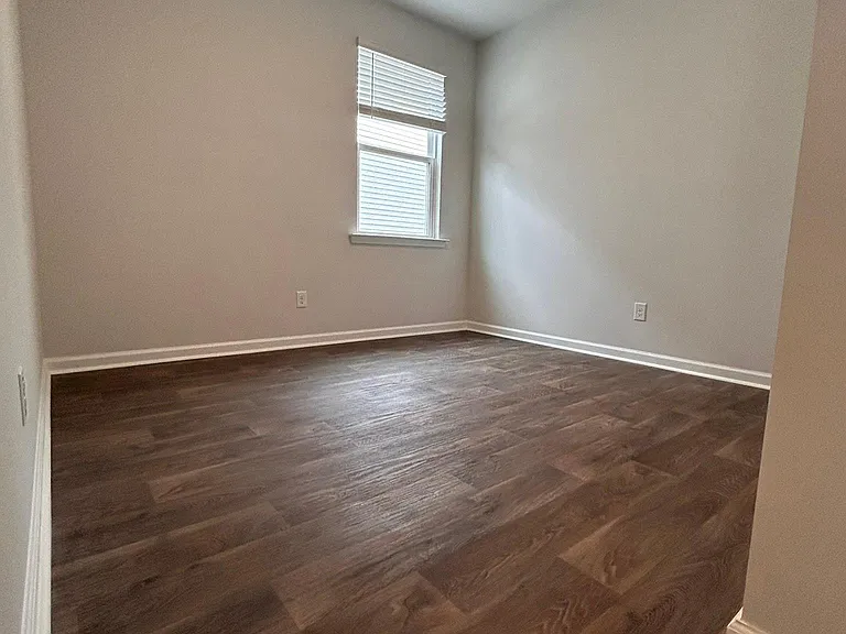 477 Lake Ridge Blvd — Photo 23