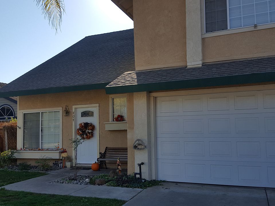 2nd image of 404 Coralwood Rd