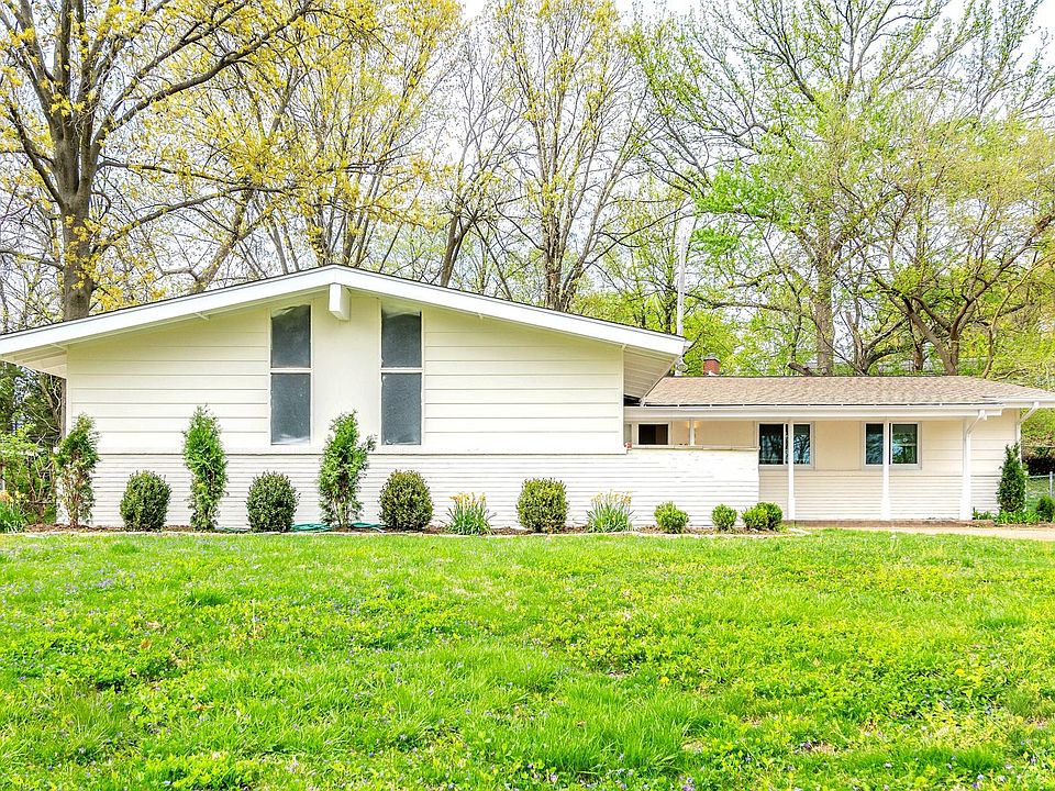 1st image of 38 Graeler Dr