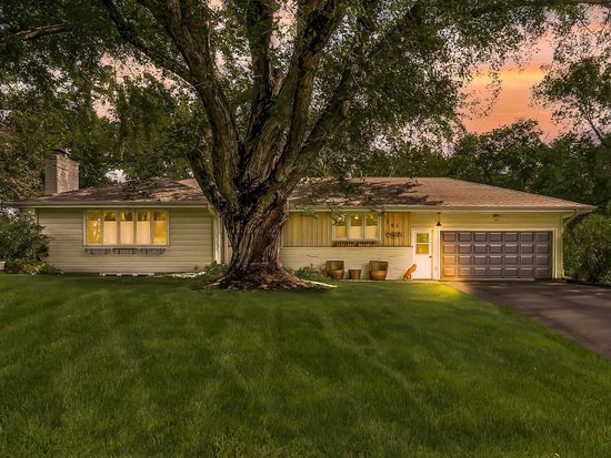 92 Glendale Dr, Long Lake, MN 55356