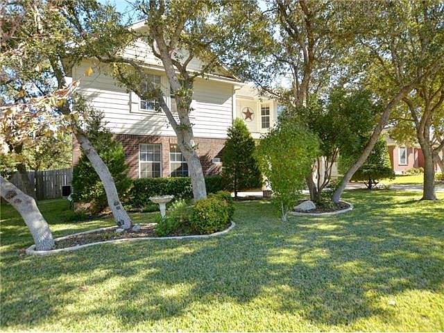 1st image of 1704 Columbine Ln
