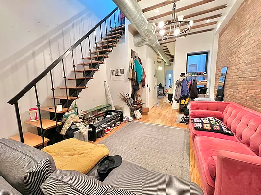 Rented by Doorway NYC, LLC | media 18