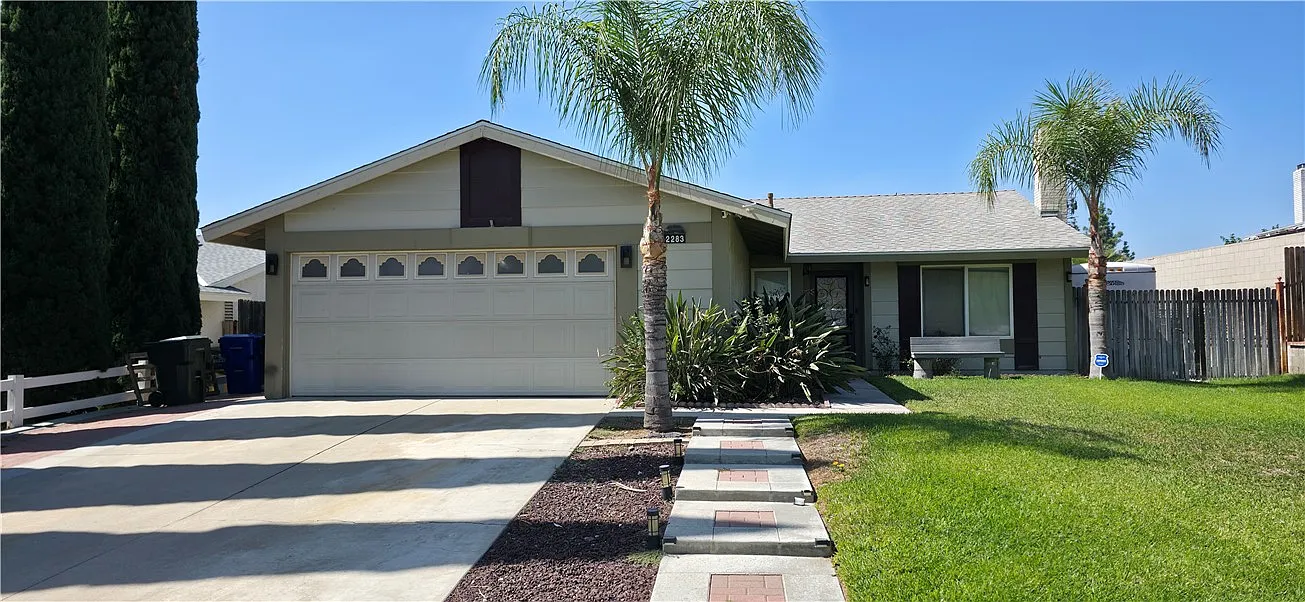 4 bed, 1469 sqft, $3,100 — Photo 1