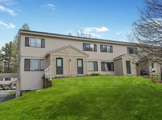 Oak Knoll, Hartford, VT 05001