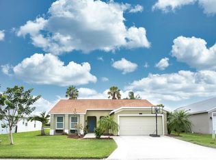 5121 40th St W, Bradenton, FL 34210