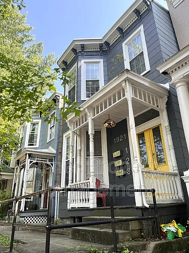 1921 Floyd Ave #2 Photo 1
