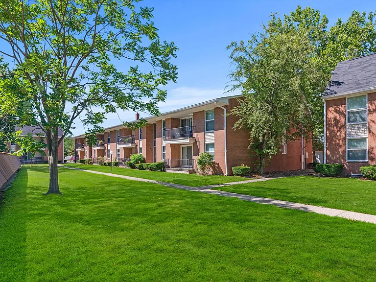 Neighborhood Courtyard
