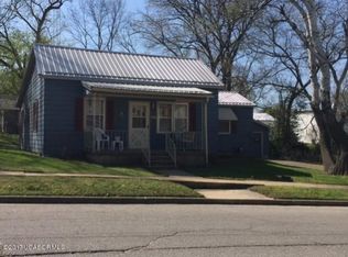 103 N East St, California, MO 65018