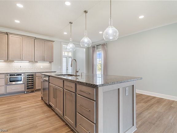 3rd image of 3542 Red Tail Cir NW