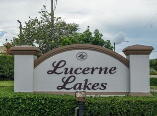 4452 Pine Lake Ct, Lake Worth, FL 33467