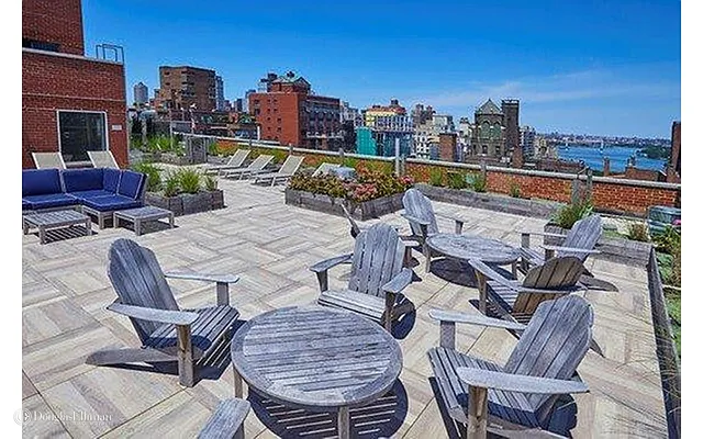 Sold by Douglas Elliman | media 21