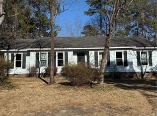 1132 W Landau Rd, Fayetteville, NC 28311