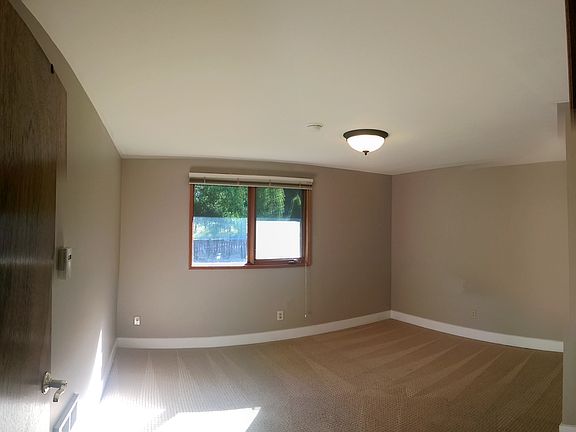 3rd image of 15702 173rd Ave NE