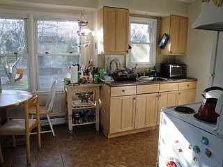 4th image of 142 Dorset Ave