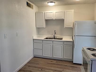 1st image of 1909 Santa Paula Dr