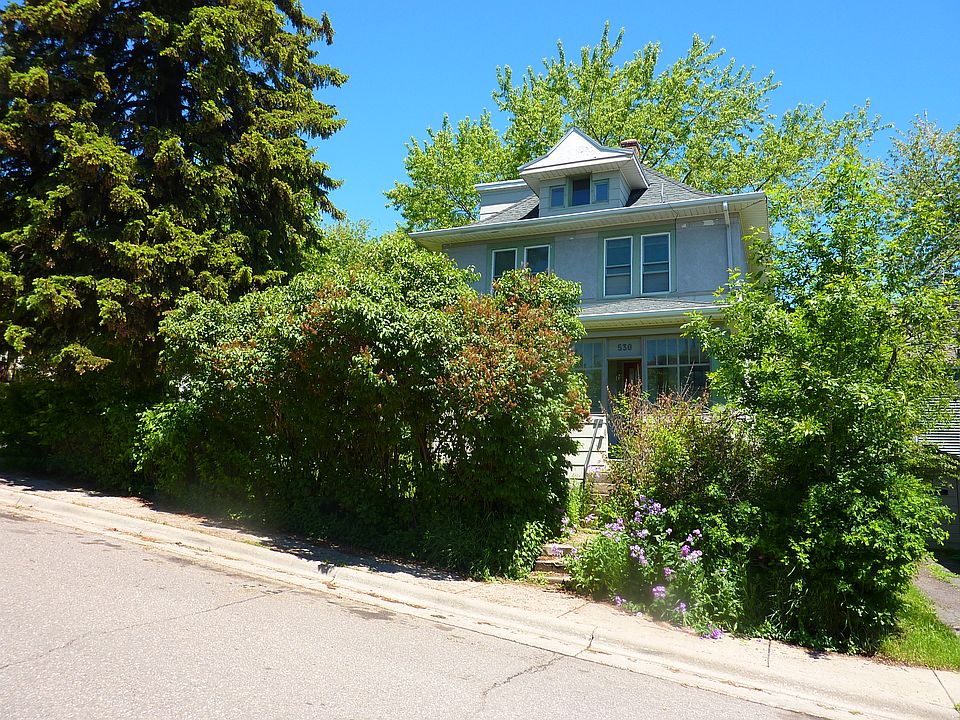 1st image of 530 N 22nd Ave W