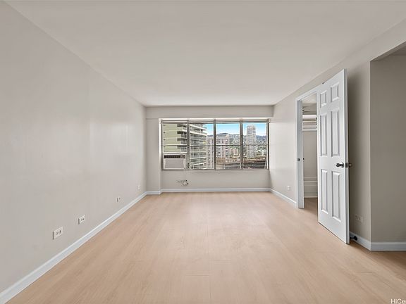 4th image of 2525 Date St APT 1303