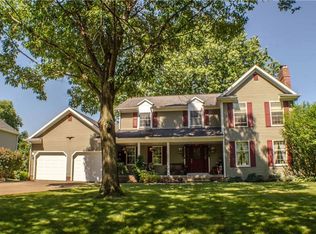 1100 Salton Dr, Akron, OH 44333