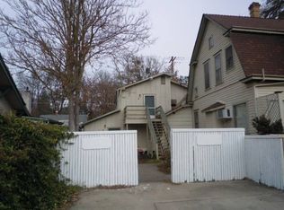 604 NW 4th St APT F, Grants Pass, OR
