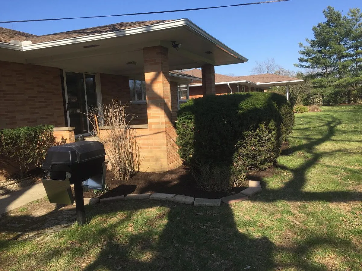 3 bed, 1.5 bath, 1535 sqft, $2,350 — Photo 3