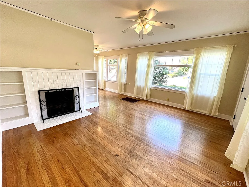 4 bed, 1.5 bath, 1157 sqft, $3,800 — Photo 4