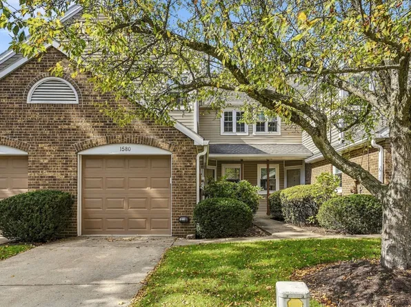 1580 Saint Andrews Dr, Oakmont, PA 15139