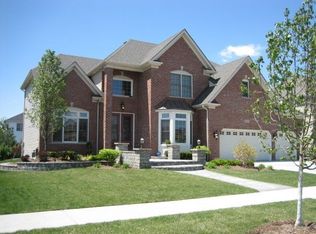 5316 Cedar Dr, Naperville, IL 60564