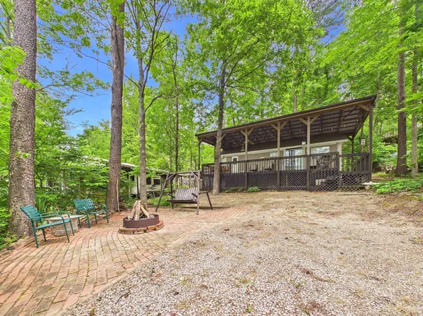 73 Pineywood Trl, Logan, OH 43138