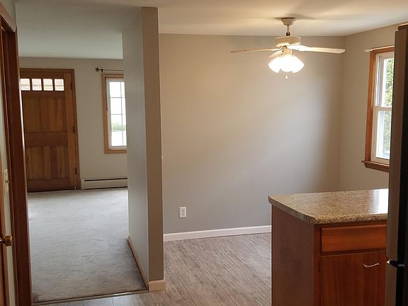 2nd image of 411 Callodine Ave