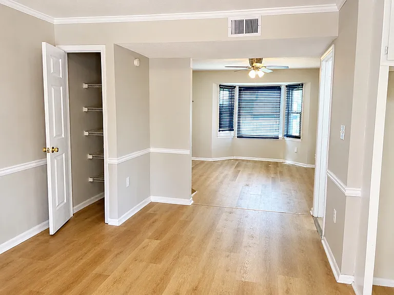 4345 Barrington Pl — Photo 19
