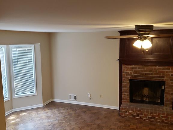 5th image of 4356 Coopers Creek Dr SE