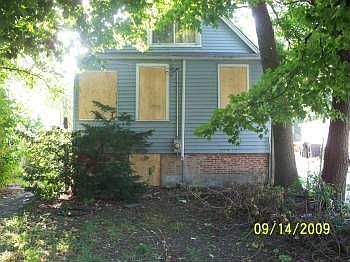 2nd image of 7115 S Wolcott Ave