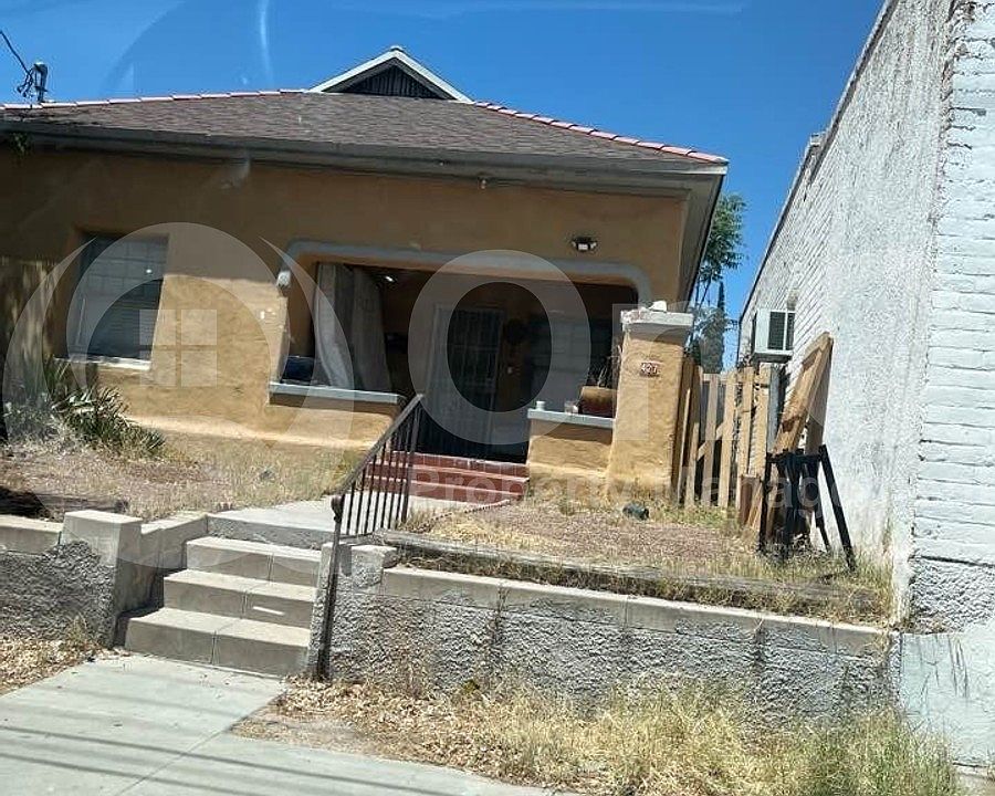 1st image of 427 N 3rd Ave