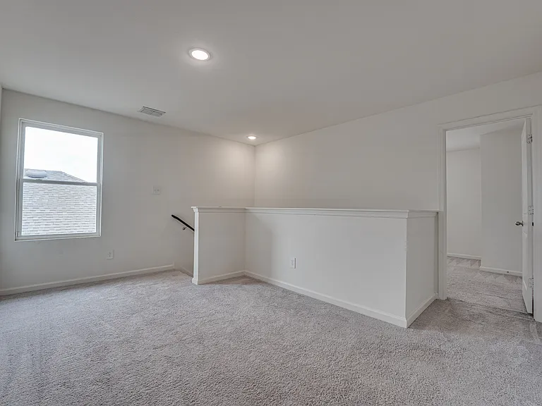 767 Camden Dr — Photo 11