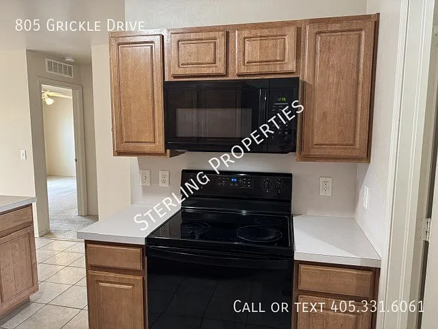 805 Grickle Dr — Photo 11