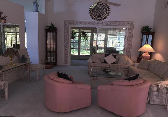 Home For Sale In Palm Grove