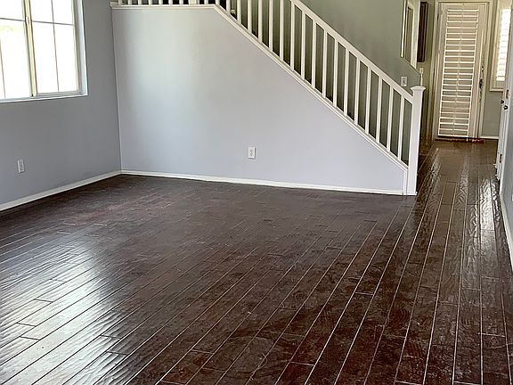 2nd image of 1832 Marlborough Ave