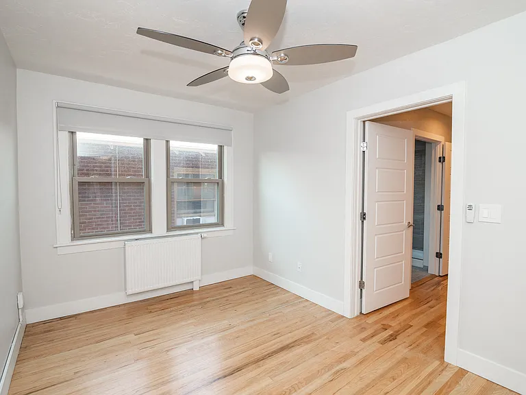 777 N Corona St — Photo 45