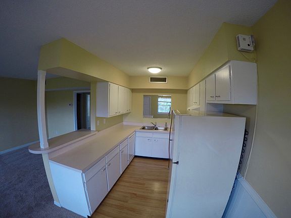 3rd image of 2873 S Osceola Ave APT A8