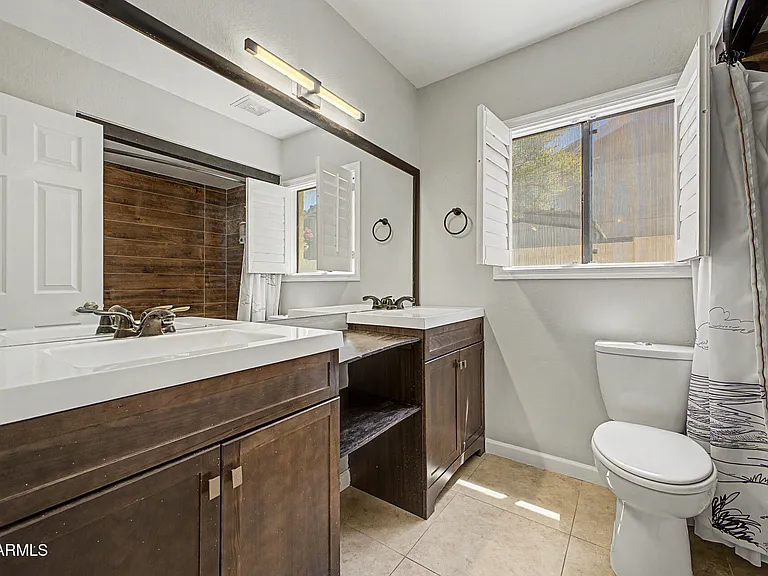 5731 E Marilyn Rd — Photo 23