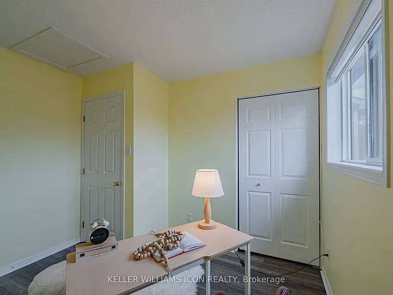 48 Blackdome Cres — Photo 31