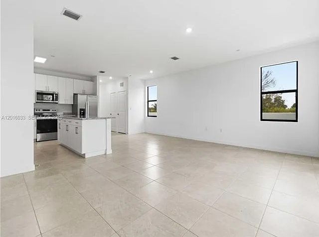 22352 SW 115th Ct — Photo 17