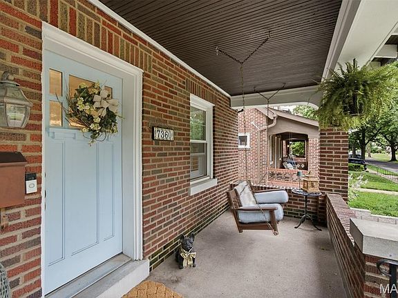 3rd image of 7360 Northmoor Dr
